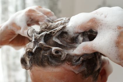 Czym się kierować podczas wyboru odpowiedniego szamponu do włosów?